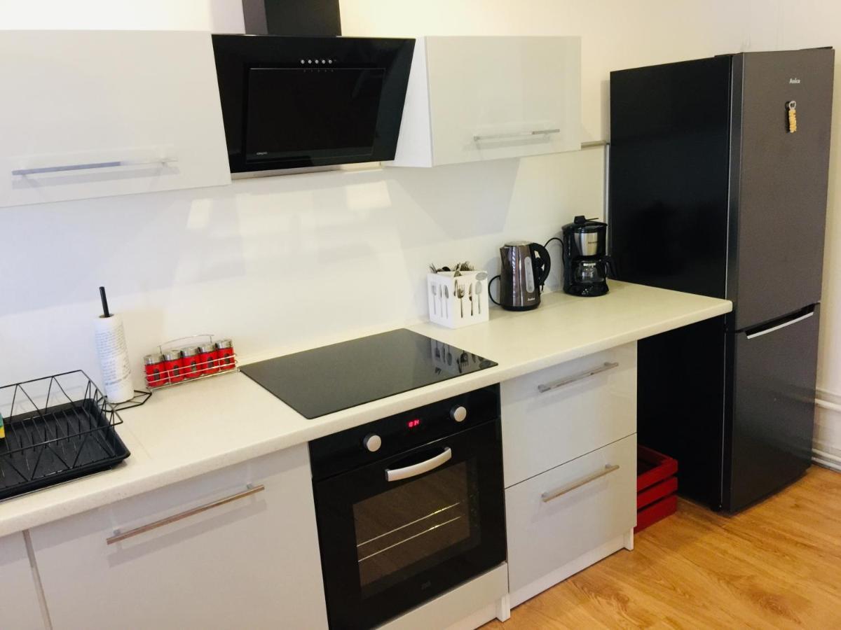 Apartament Rodzinny Z Ogrodem チェシン エクステリア 写真